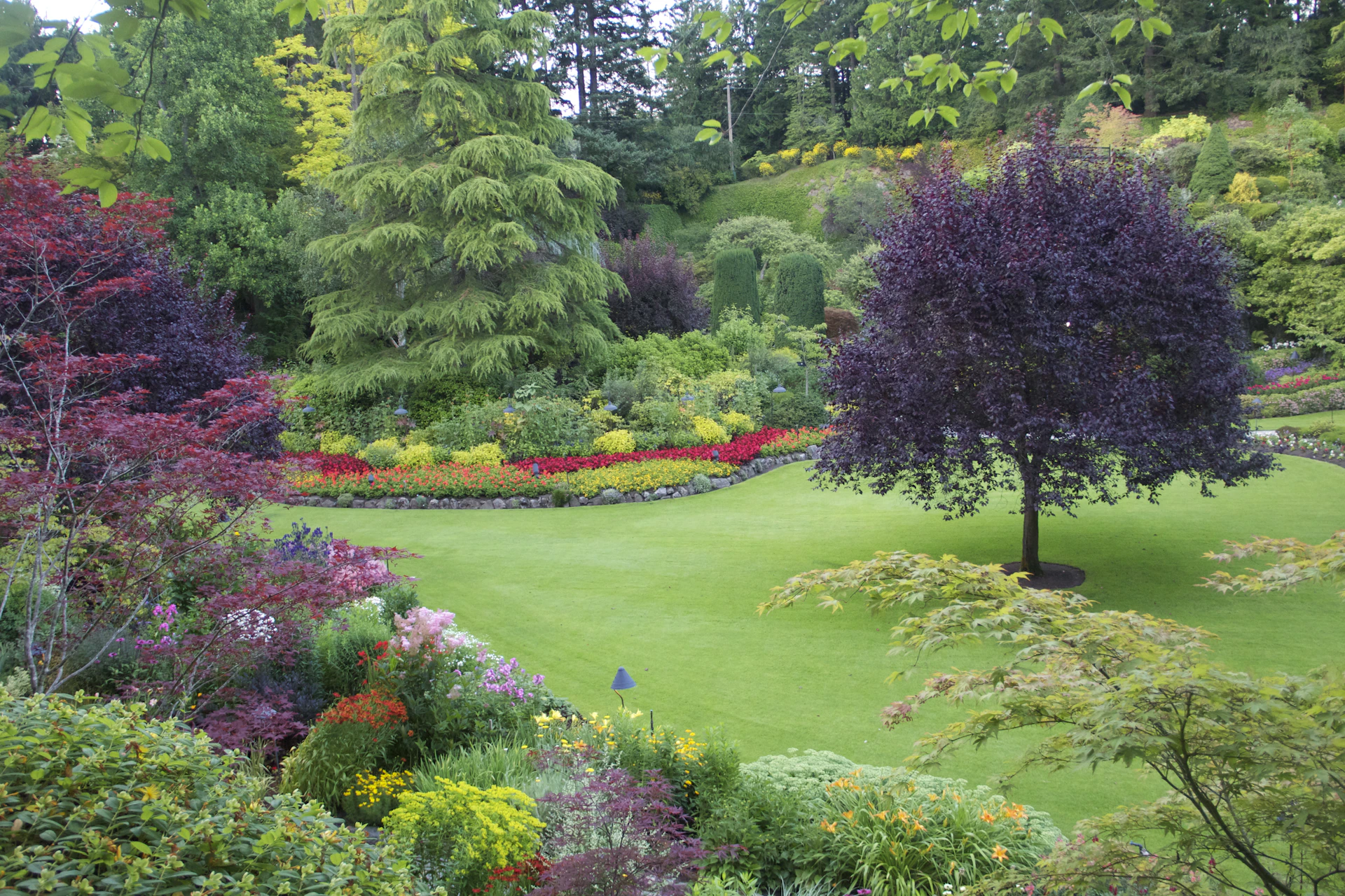 Our mission - beautiful garden landscape